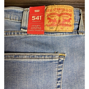 Mens Levis 541 Athletic Fit Stretch‎ Jeans 66x34 MSRP $79.50 Distressed